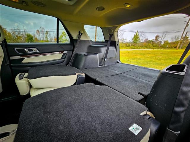 2017 Ford Explorer Platinum
