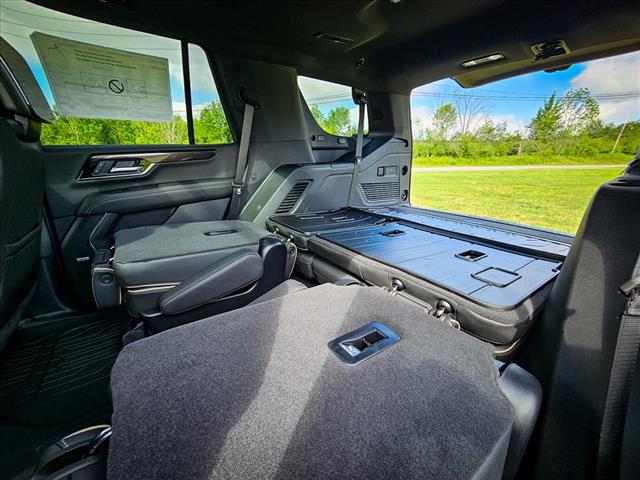 2025 GMC Yukon Elevation