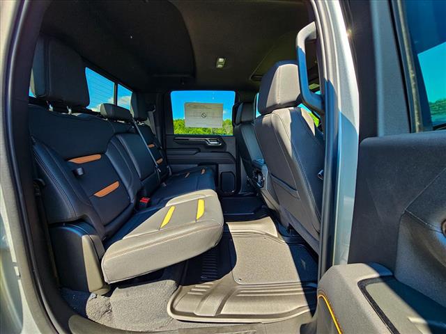2025 GMC Sierra 2500HD AT4