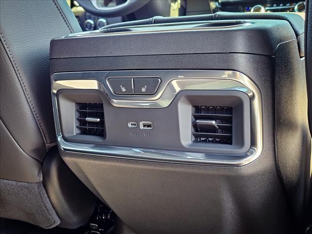 2025 GMC Sierra 2500HD Denali