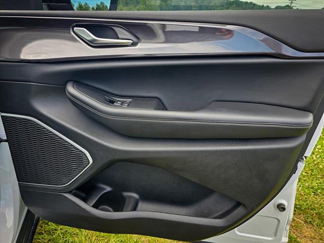 2022 Jeep Grand Cherokee Altitude