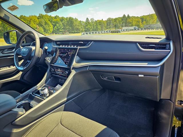 2025 Jeep Grand Cherokee L Laredo X