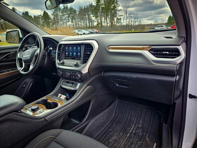 2022 GMC Acadia SLE