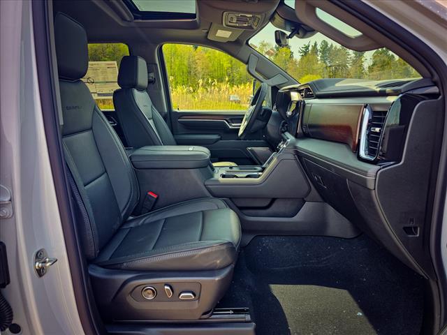 2025 GMC Sierra 2500HD Denali