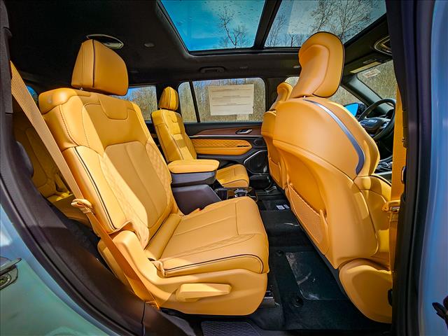 2025 Jeep Grand Cherokee L Summit
