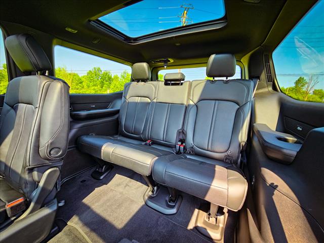 2025 Jeep Wagoneer Carbide