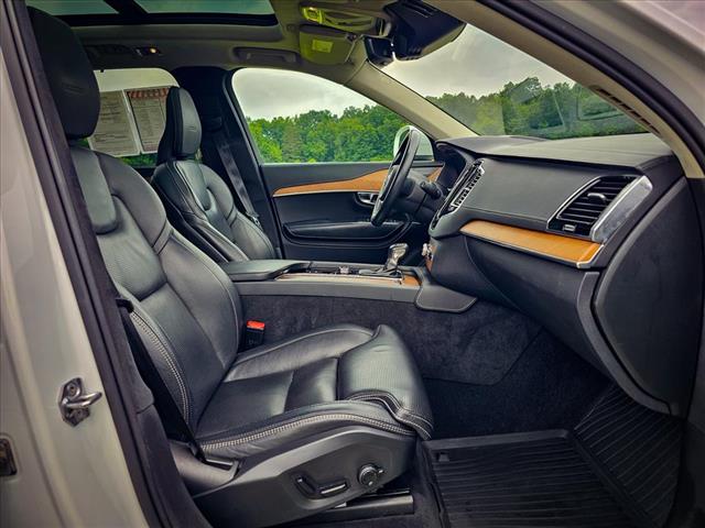 2019 Volvo XC90 T6 Inscription