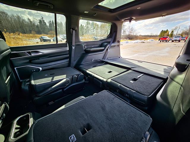 2025 Jeep Wagoneer Carbide