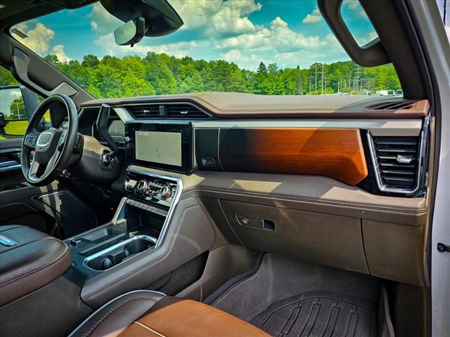 2024 GMC Sierra 3500HD Denali
