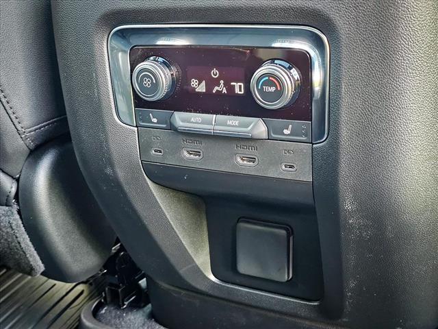 2025 GMC Yukon Elevation