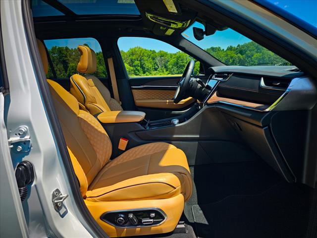 2024 Jeep Grand Cherokee Summit