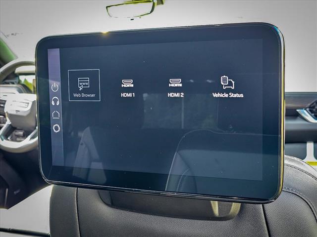 2025 GMC Yukon Elevation