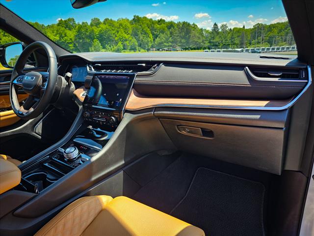 2024 Jeep Grand Cherokee Summit