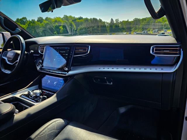 2022 Jeep Grand Wagoneer Series III