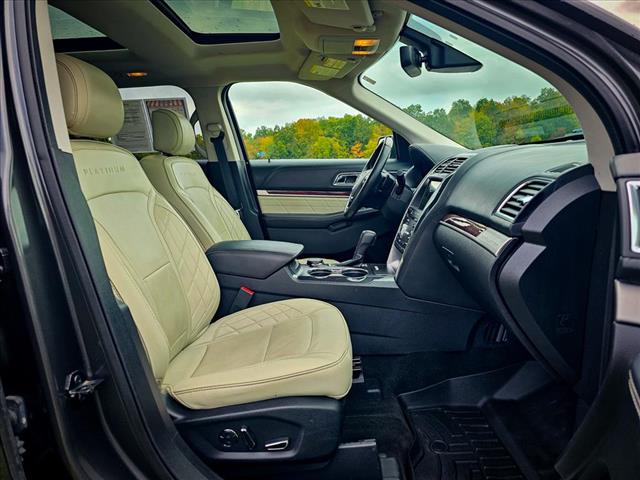 2017 Ford Explorer Platinum