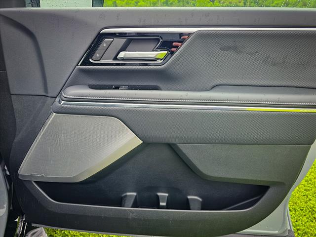 2025 GMC Sierra EV Denali