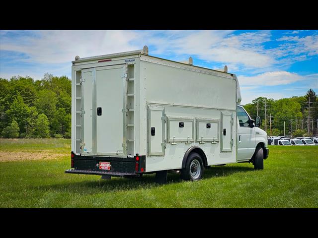 2018 Ford E-Series E-350 SD