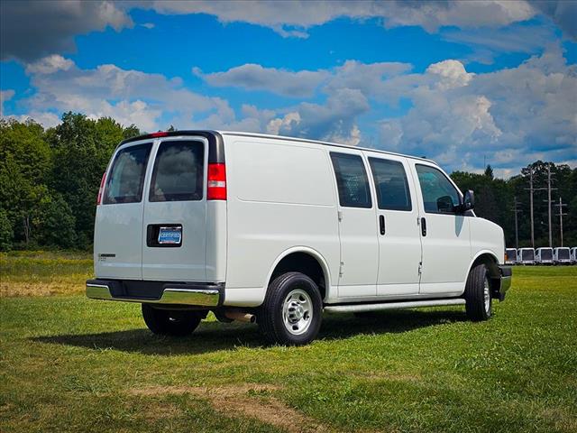 2023 Chevrolet Express 2500
