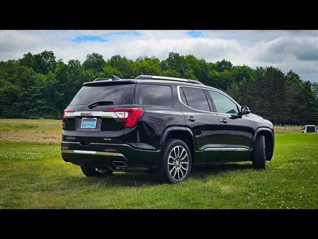 2022 GMC Acadia Denali
