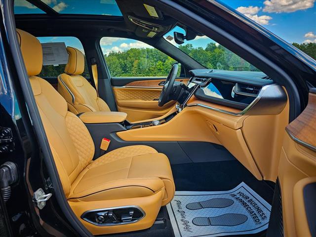 2025 Jeep Grand Cherokee Summit Reserve