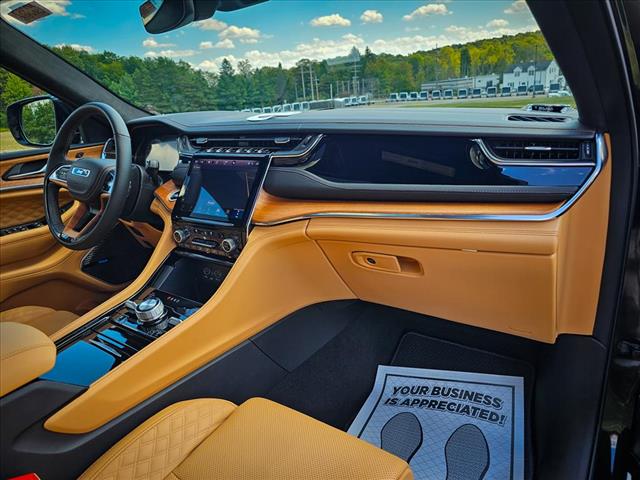 2025 Jeep Grand Cherokee Summit Reserve