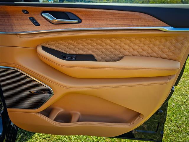 2025 Jeep Grand Cherokee Summit Reserve