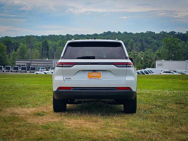 2022 Jeep Grand Cherokee Altitude