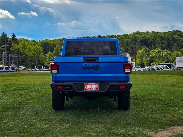 2025 Jeep Gladiator High Tide