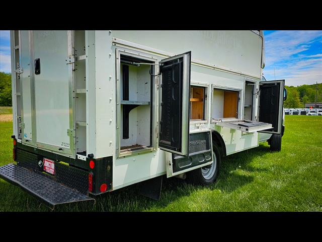 2018 Ford E-Series E-350 SD