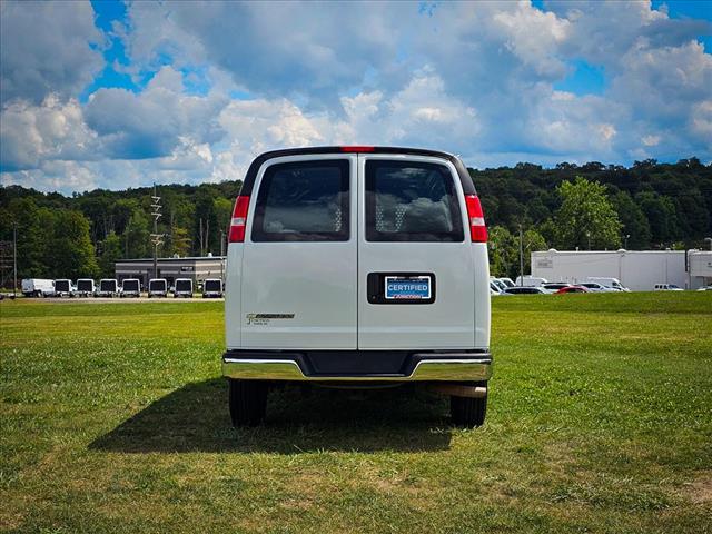 2023 Chevrolet Express 2500