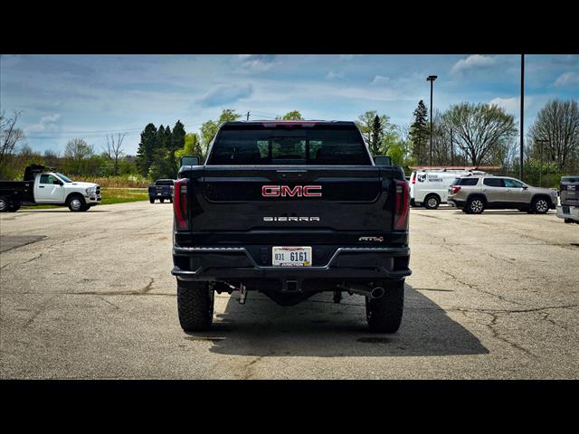 2025 GMC Sierra 2500HD AT4