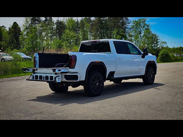 2025 GMC Sierra 2500HD AT4