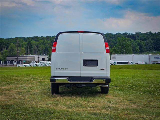 2025 GMC Savana 3500