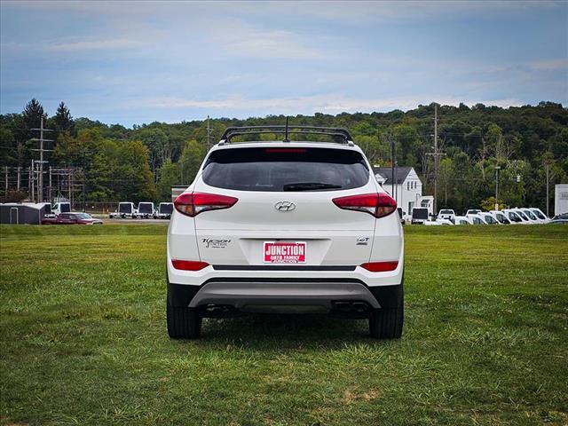 2017 Hyundai TUCSON Night