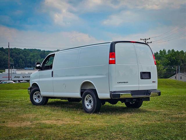 2025 GMC Savana 3500