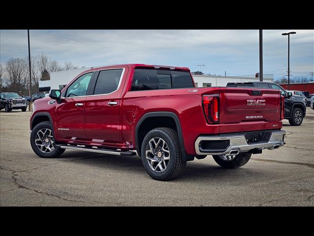 2025 GMC Sierra 1500 SLT