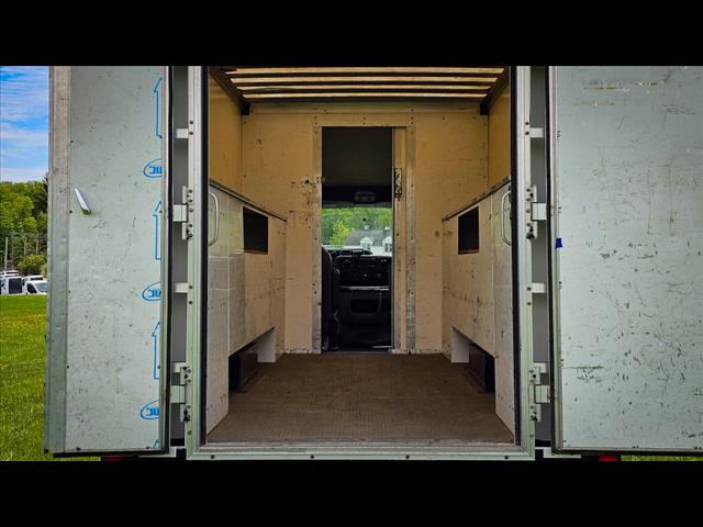2018 Ford E-Series E-350 SD