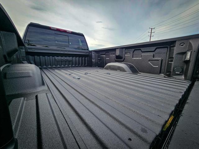 2025 GMC Sierra 3500HD Denali Ultimate