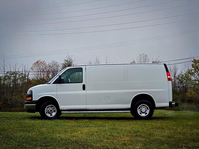 2023 GMC Savana 2500