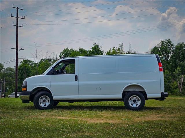 2025 GMC Savana 3500