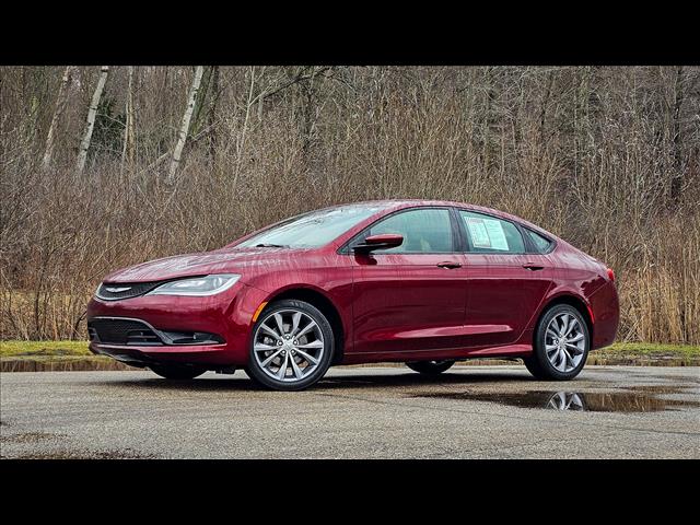 2016 Chrysler 200 S