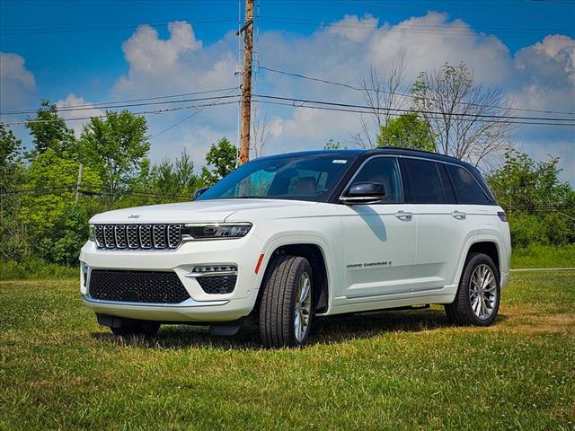2025 Jeep Grand Cherokee Summit