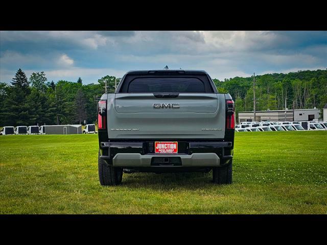 2025 GMC Sierra EV Denali