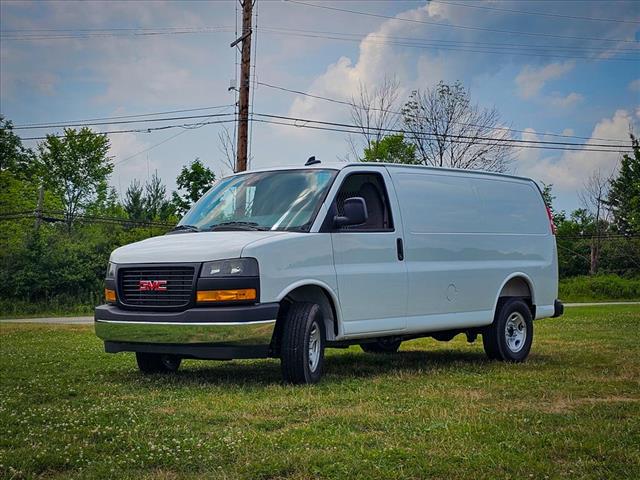 2025 GMC Savana 3500