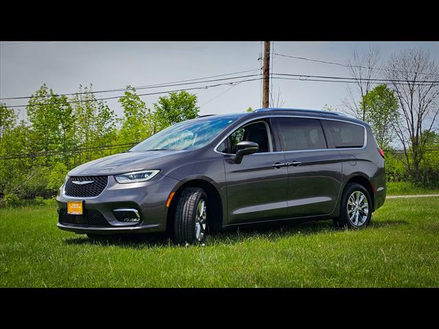 2021 Chrysler Pacifica Touring L