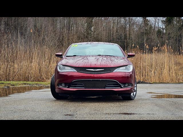 2016 Chrysler 200 S