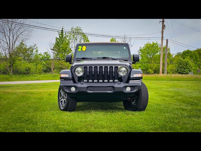2020 Jeep Wrangler Black and Tan