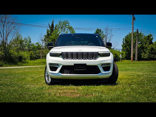 2024 Jeep Grand Cherokee Summit