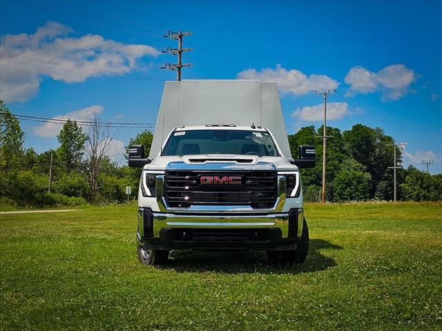 2025 GMC Sierra 3500HD CC Pro