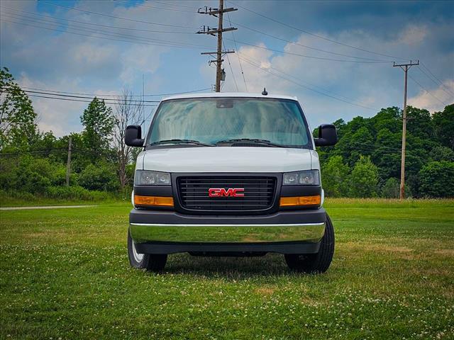 2025 GMC Savana 3500
